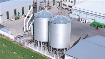 Silozuri de oțel vs. Silozuri de beton: Care este diferența?