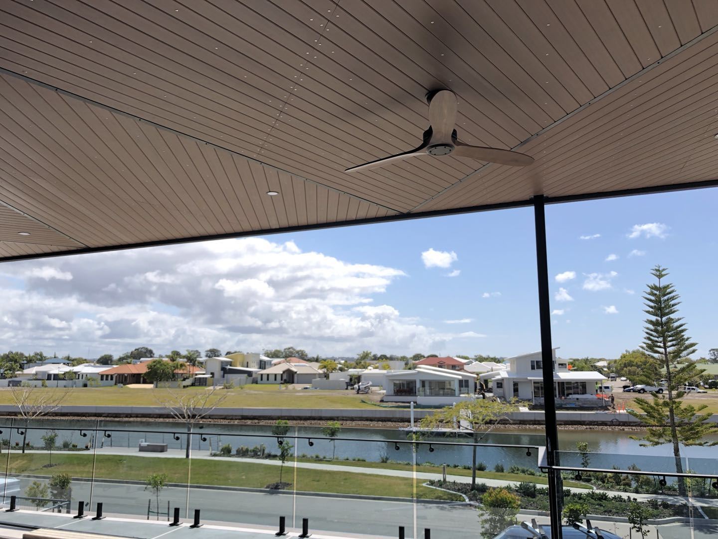 Starea pieței WPC-广州圆航-第 3 组-张丽霞