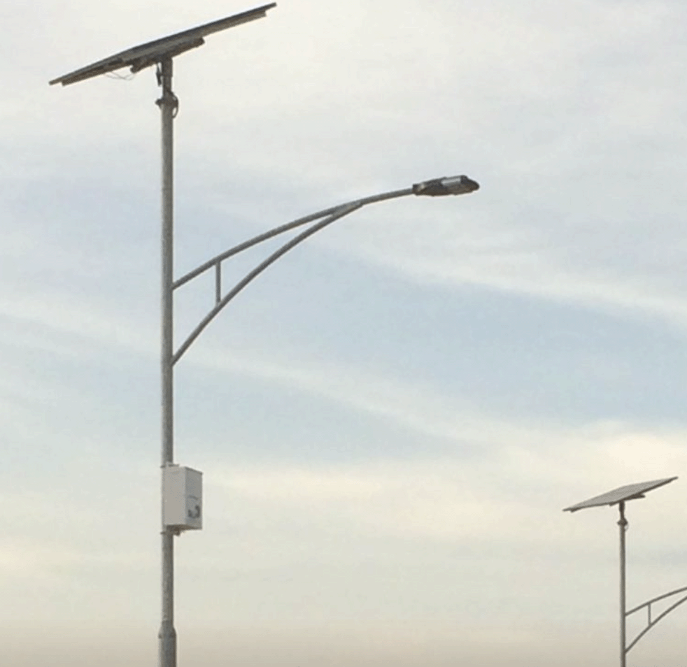 LED -ul Solar Street Light 易道网络 2 组 李巧玲